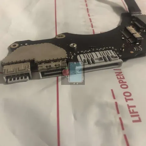  Apple Macbook Pro 13" A1502 2835 USD SD PCB flex board