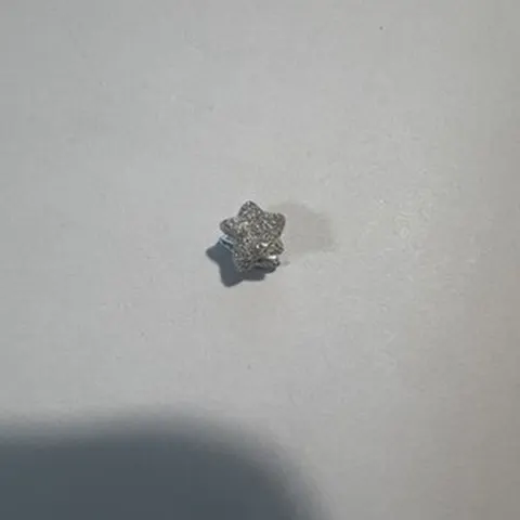 Ciondolo Charm a forma di stella in argento sterling 925 con pavé - LAB22609302140