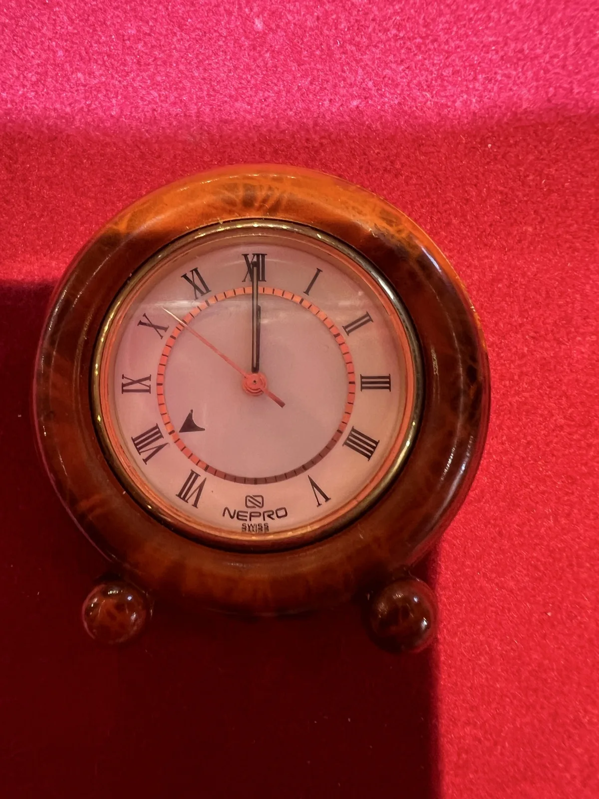 Nepro mini orologio sveglia da tavolo Swiss Made