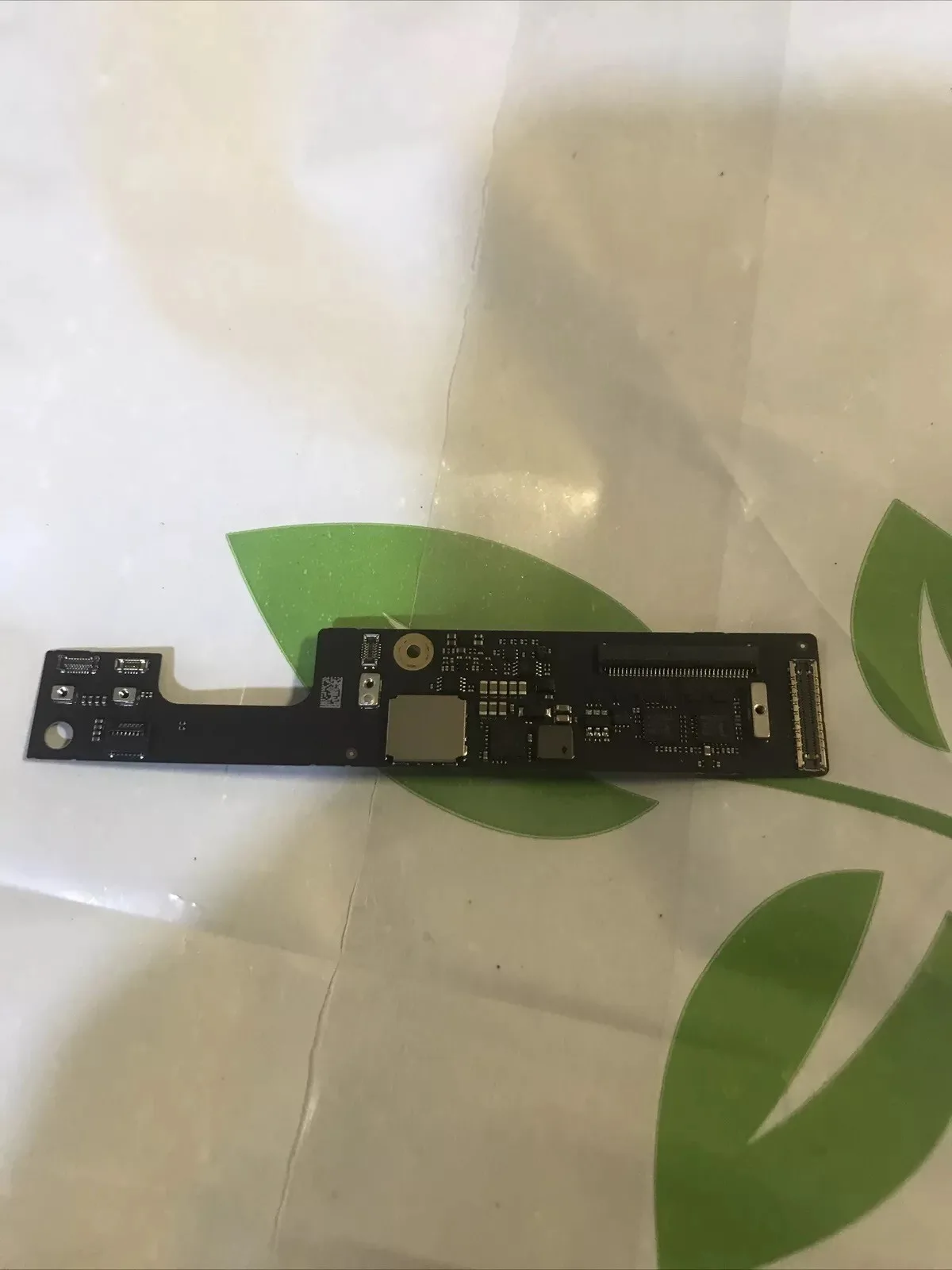 Apple Macbook Air 13” A2681 4074 Ic Board Under Logic Keyboard Flex