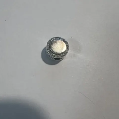Charm Spacer in Argento 925 con Cuori e Dettagli Pavé - LAB22609302242