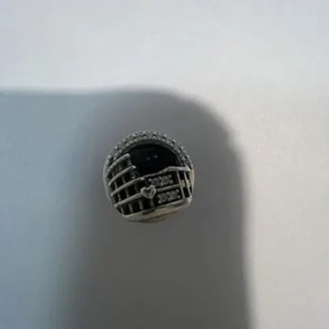 Charm Pendente Colosseo in Argento 925 e Zirconi - LAB22609271927