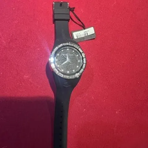 Orologio Roberto Giannotti con Cinturino in Silicone Nero e Dettagli Strass - OMN107