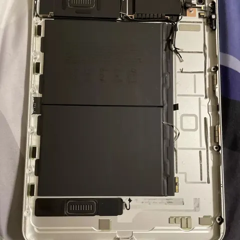 Originale Apple iPad 10th A2696 Wifi Scocca Chassis Semicompleto Argento A