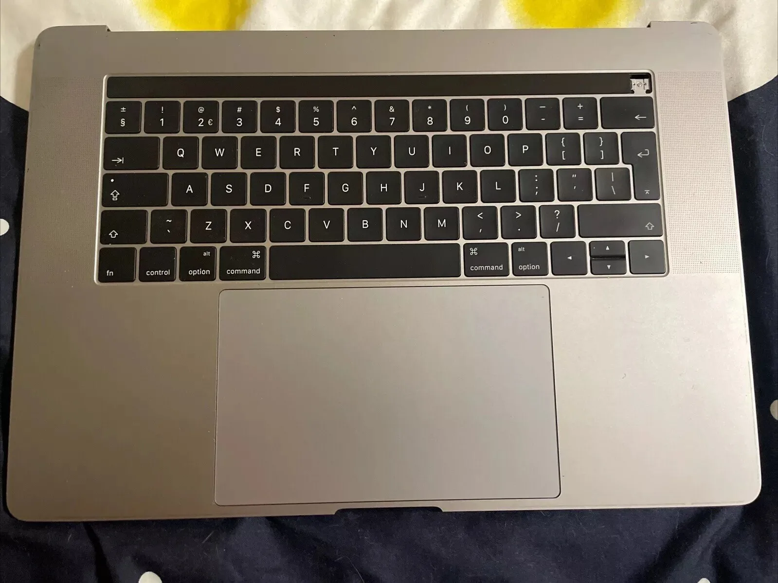 Originale Apple Macbook Pro 15” A1707 3072 Tastiera US Touchpad A Grigio Sideral