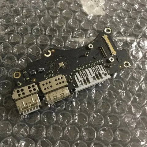 Apple Macbook Pro 15” A1398 2909 2015 Retina Usb Sd Board