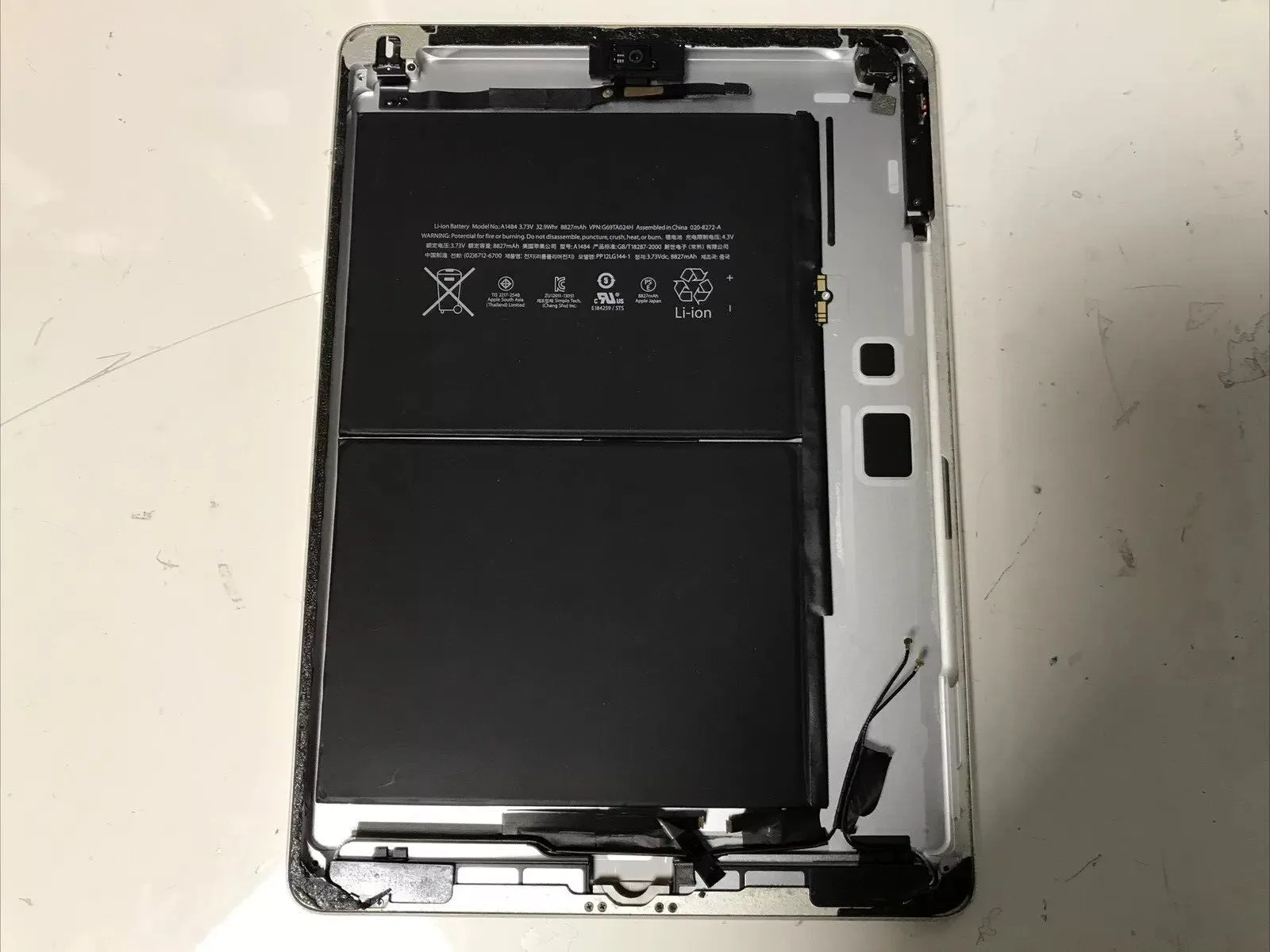 Originale Apple iPad Air Chassis Batteria scocca Fotocamera Wifi A1474 Argento