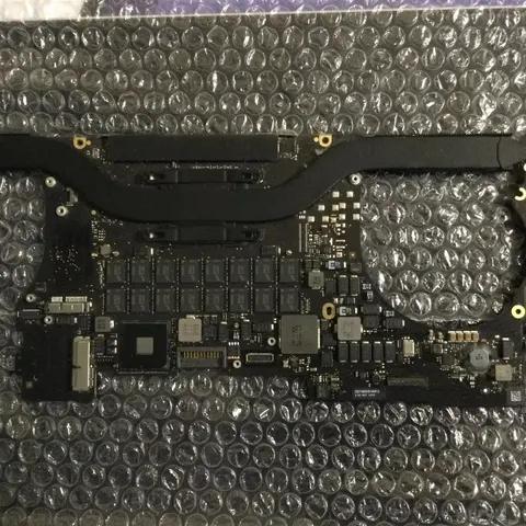 Apple Macbook Pro 15” A1398 2909 2015 Retina Logic Board I7 2.5 Ghz 16 Gb Ram