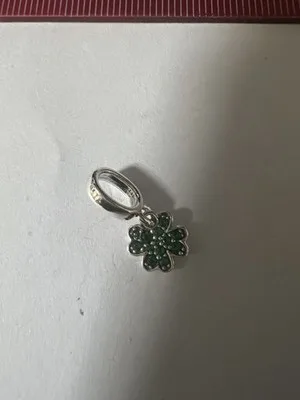 Charm Pendente Quadrifoglio in Argento 925 con Zirconi Verdi - LAB22609272235